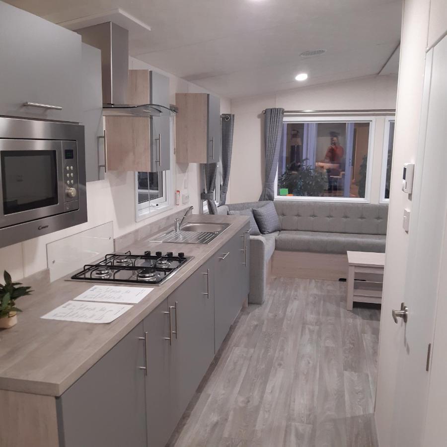 Chalet Weizicht Op Minicamping Hoogelande Grijpskerke المظهر الخارجي الصورة